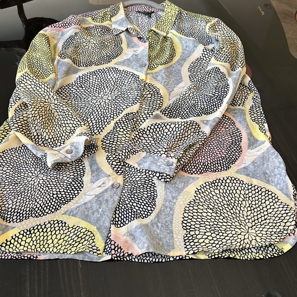 NWT NIC+ ZOE Tunic Style Long Sleeve Blouse Yellow Multi Color Print Size: M - Picture 3 of 13